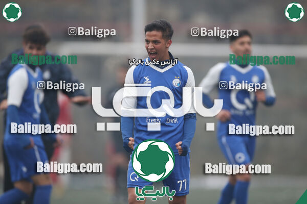 پرسپولیس 2–2 استقلال