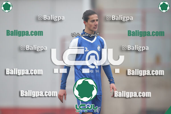 پرسپولیس 2–2 استقلال