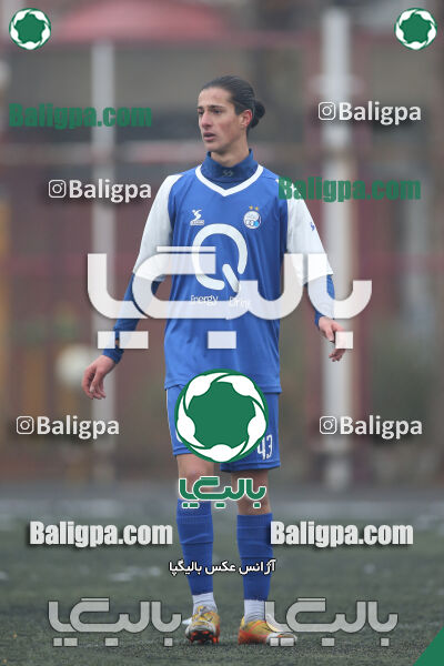 پرسپولیس 2–2 استقلال