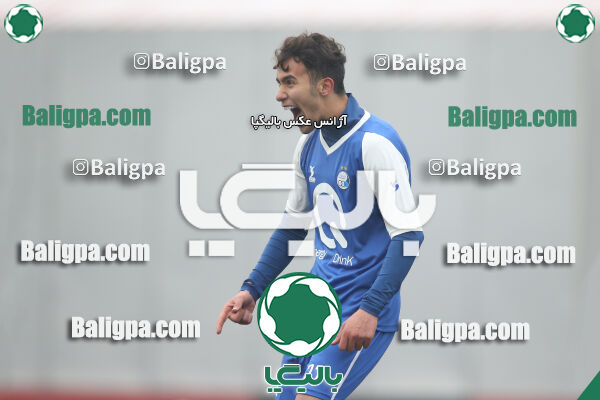 پرسپولیس 2–2 استقلال