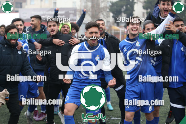پرسپولیس 2–2 استقلال