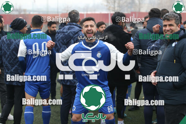 پرسپولیس 2–2 استقلال