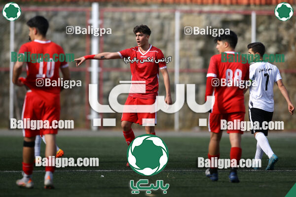 پرسپولیس 2–1 شاهین
