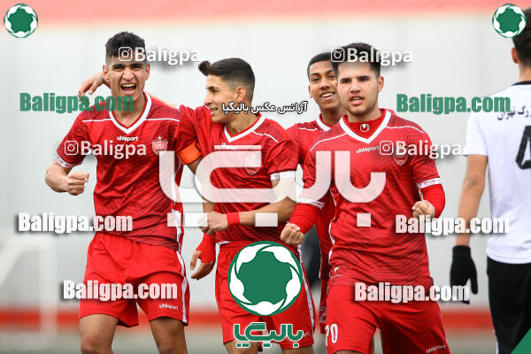 پرسپولیس 2–1 شاهین