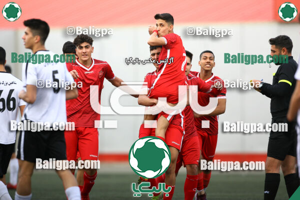 پرسپولیس 2–1 شاهین