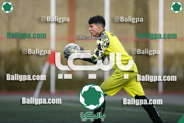پرسپولیس 1–3 آریا پارس
