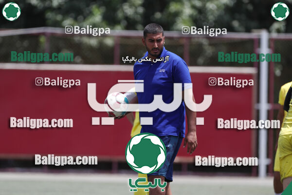 پرسپولیس ۰ - ۴ عقاب