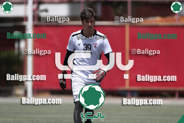 پرسپولیس ۰ - ۴ عقاب