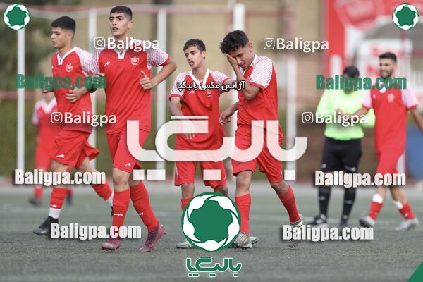پرسپولیس 6–2 احسان ری
