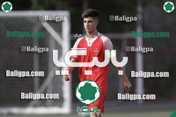 پرسپولیس 6–2 احسان ری