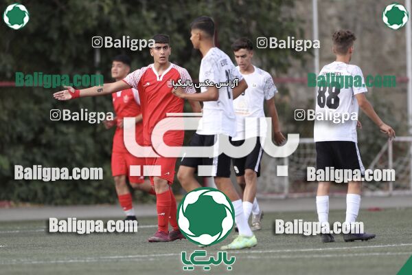 پرسپولیس 6–2 احسان ری