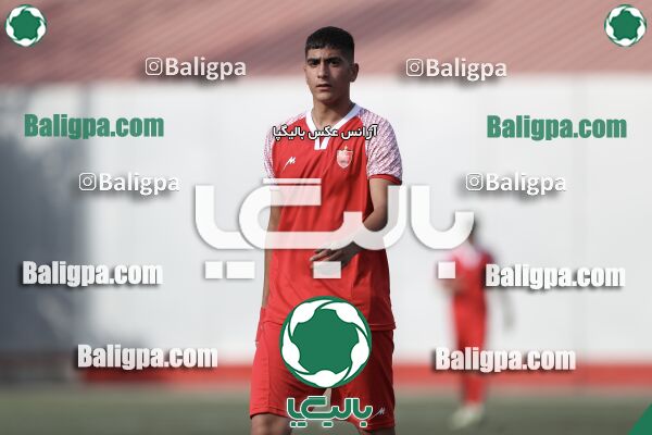 پرسپولیس 6–2 احسان ری