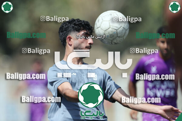 پیکان 1–1 هوادار