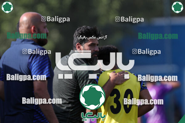 هوادار 1–2 پترو اطلس