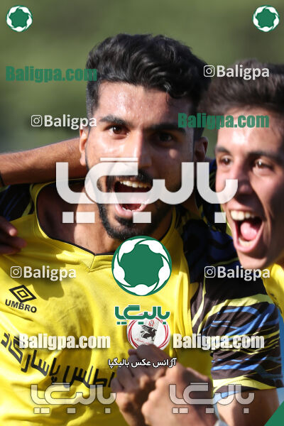 هوادار 1–2 پترو اطلس
