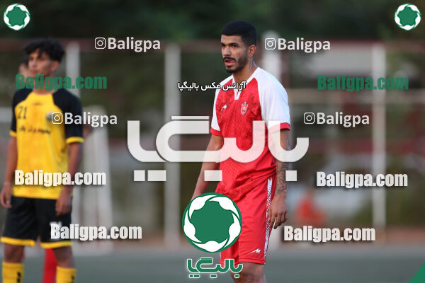 پرسپولیس 1–1 ماهور ری