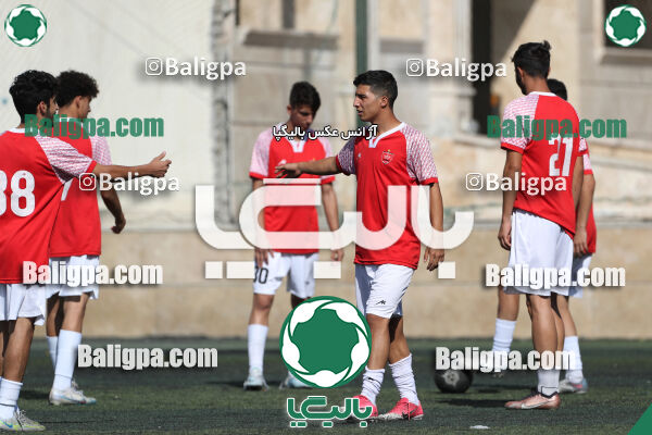 نارنجی پوشان کوهسار 0–0 پرسپولیس