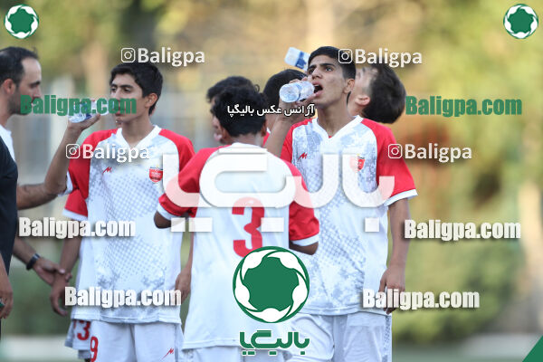 پیروزان تکین ایرانیان 1–1 پرسپولیس