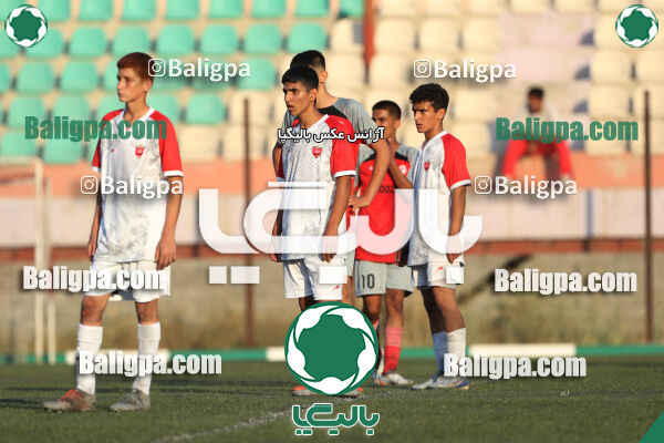پیروزان تکین ایرانیان 1–1 پرسپولیس