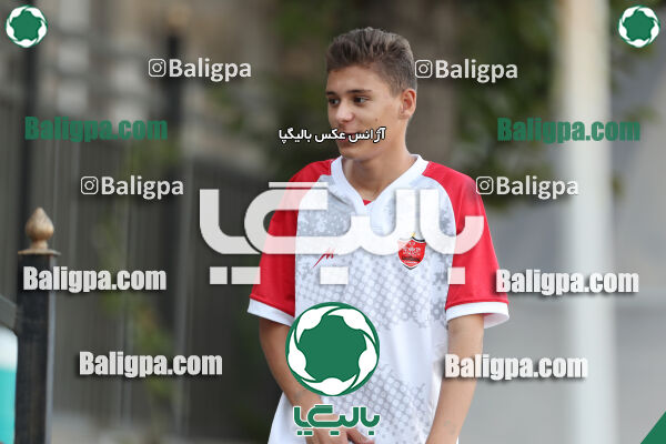 پیروزان تکین ایرانیان 1–1 پرسپولیس
