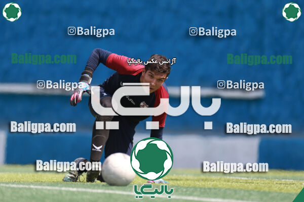 هوادار ۰ - ۱ عقاب