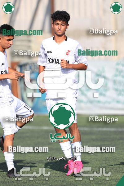 دوستی مهر 4–1 کیا