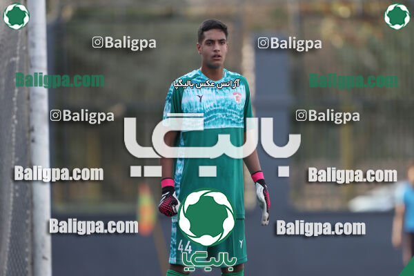 دوستی مهر 4–1 کیا