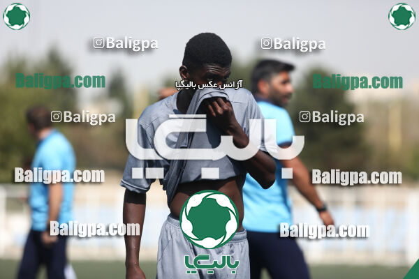 پیکان 3–0 مهر یاران حافظ