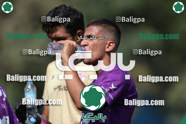 هوادار 1–0 پاس قوامین