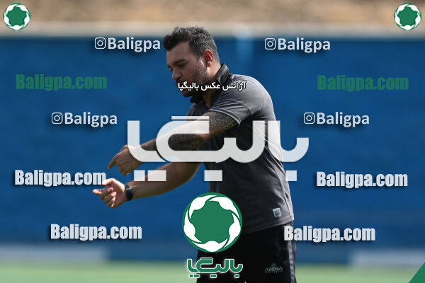 هوادار 1–0 پاس قوامین