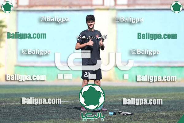 مقاومت 0–4 پرسپولیس