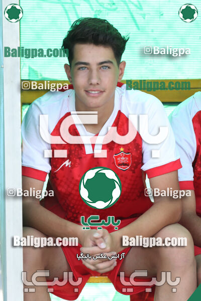 مقاومت 0–4 پرسپولیس
