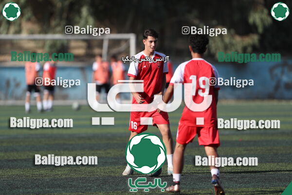 مقاومت 0–4 پرسپولیس