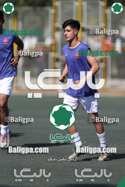 پیروزان تکین ایرانیان 1–2 پرسپولیس