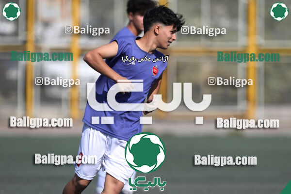 پیروزان تکین ایرانیان 1–2 پرسپولیس