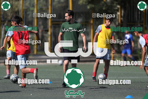 پیروزان تکین ایرانیان 1–2 پرسپولیس