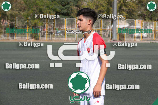 پیروزان تکین ایرانیان 1–2 پرسپولیس
