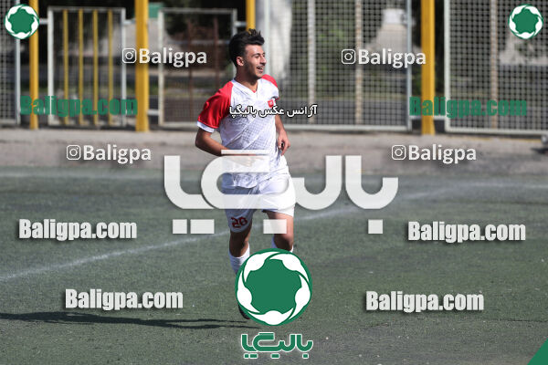 پیروزان تکین ایرانیان 1–2 پرسپولیس