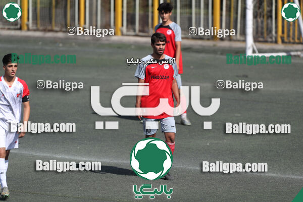 پیروزان تکین ایرانیان 1–2 پرسپولیس