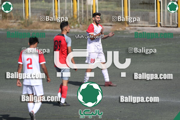 پیروزان تکین ایرانیان 1–2 پرسپولیس