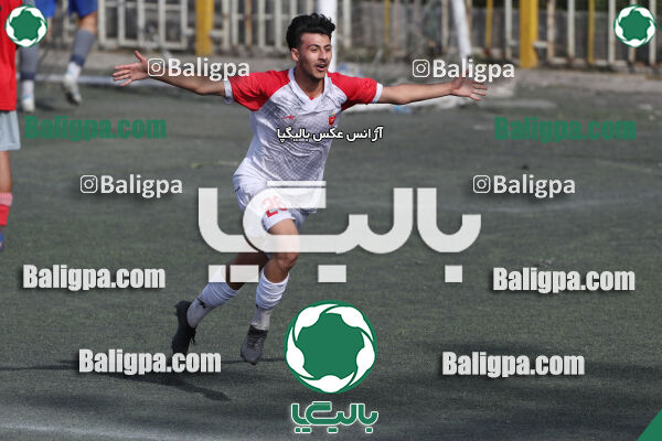 پیروزان تکین ایرانیان 1–2 پرسپولیس