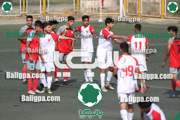 پیروزان تکین ایرانیان 1–2 پرسپولیس