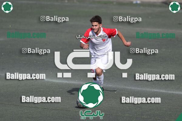 پیروزان تکین ایرانیان 1–2 پرسپولیس