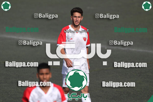 پیروزان تکین ایرانیان 1–2 پرسپولیس