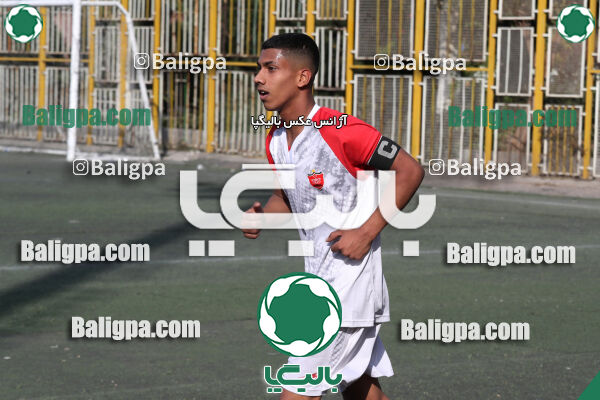 پیروزان تکین ایرانیان 1–2 پرسپولیس