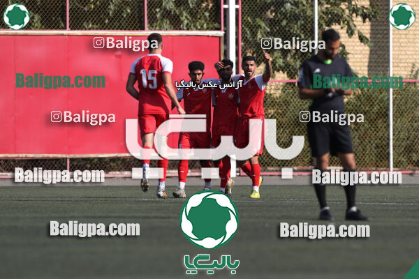 پرسپولیس 3–0 مقاومت