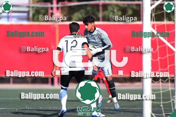 پرسپولیس 3–0 مقاومت