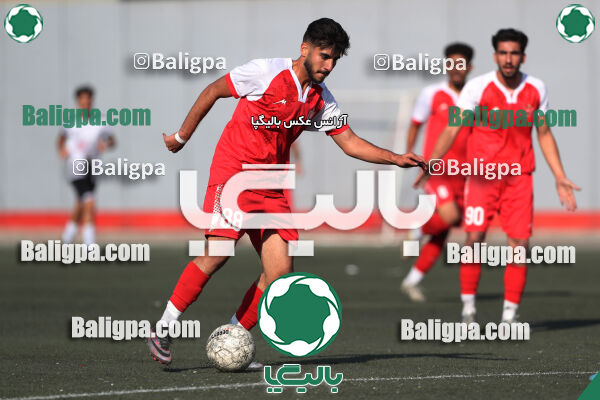 پرسپولیس 3–0 مقاومت