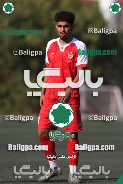 پرسپولیس 3–0 مقاومت