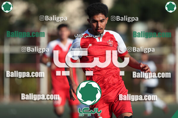 پرسپولیس 3–0 مقاومت